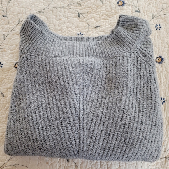 NWT Loft Chunky Knit Polyester Blend  Sweater Light Gray Size Large - Picture 7 of 9